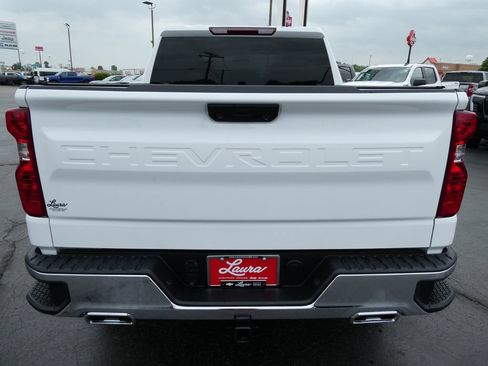 Used 2024 Chevrolet Silverado 1500 LT w/ Z71 Off-Road Package AWD/4WD image 6