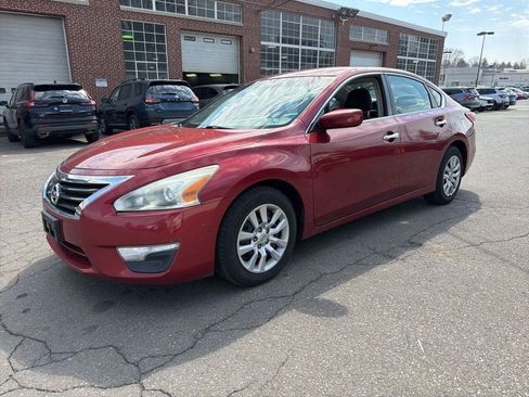 Used 2013 Nissan Altima 2.5 S image 3