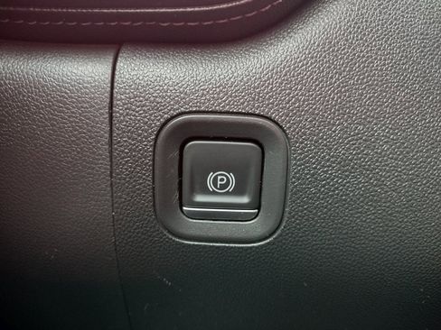 Used 2020 Chevrolet Silverado 1500 RST w/ All-Star Edition image 26