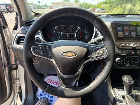 Used 2018 Chevrolet Equinox Premier AWD/4WD image 22