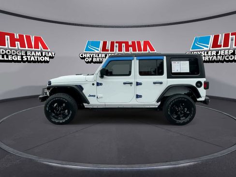 Used 2023 Jeep Wrangler Unlimited Sport AWD/4WD image 5