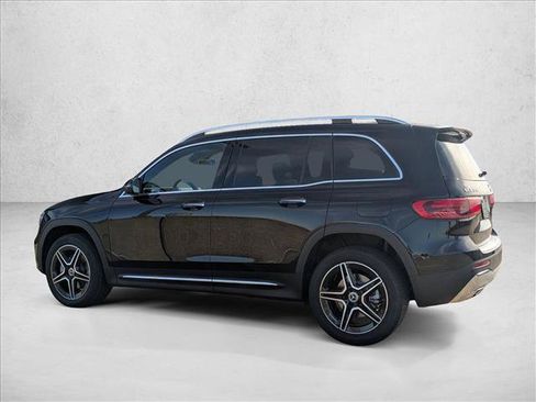 Used 2026 Mercedes-Benz GLB 250 image 4