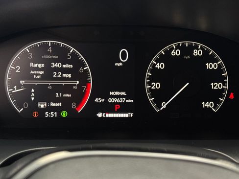 Certified 2025 Honda HR-V Sport image 18