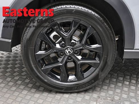 Used 2025 Honda HR-V Sport image 29