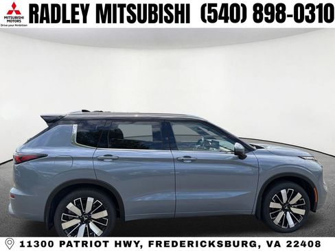 New 2026 Mitsubishi Outlander SEL image 19