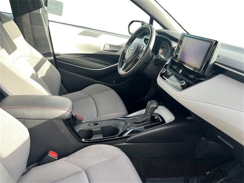 Certified 2024 Toyota Corolla SE image 20