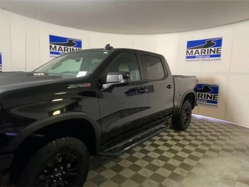 Used 2023 Chevrolet Silverado 1500 ZR2 w/ Technology Package image 6