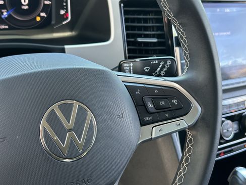 Used 2023 Volkswagen Atlas SE FWD image 28