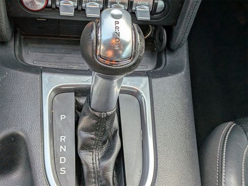 Used 2022 Ford Mustang Premium image 24