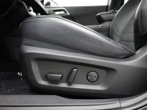 Used 2022 Mitsubishi Outlander SE FWD image 14