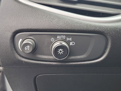 Used 2024 Chevrolet Malibu LT image 23