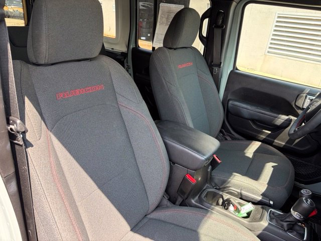 Used 2024 Jeep Wrangler Unlimited Rubicon w/ Technology Group AWD/4WD image 32