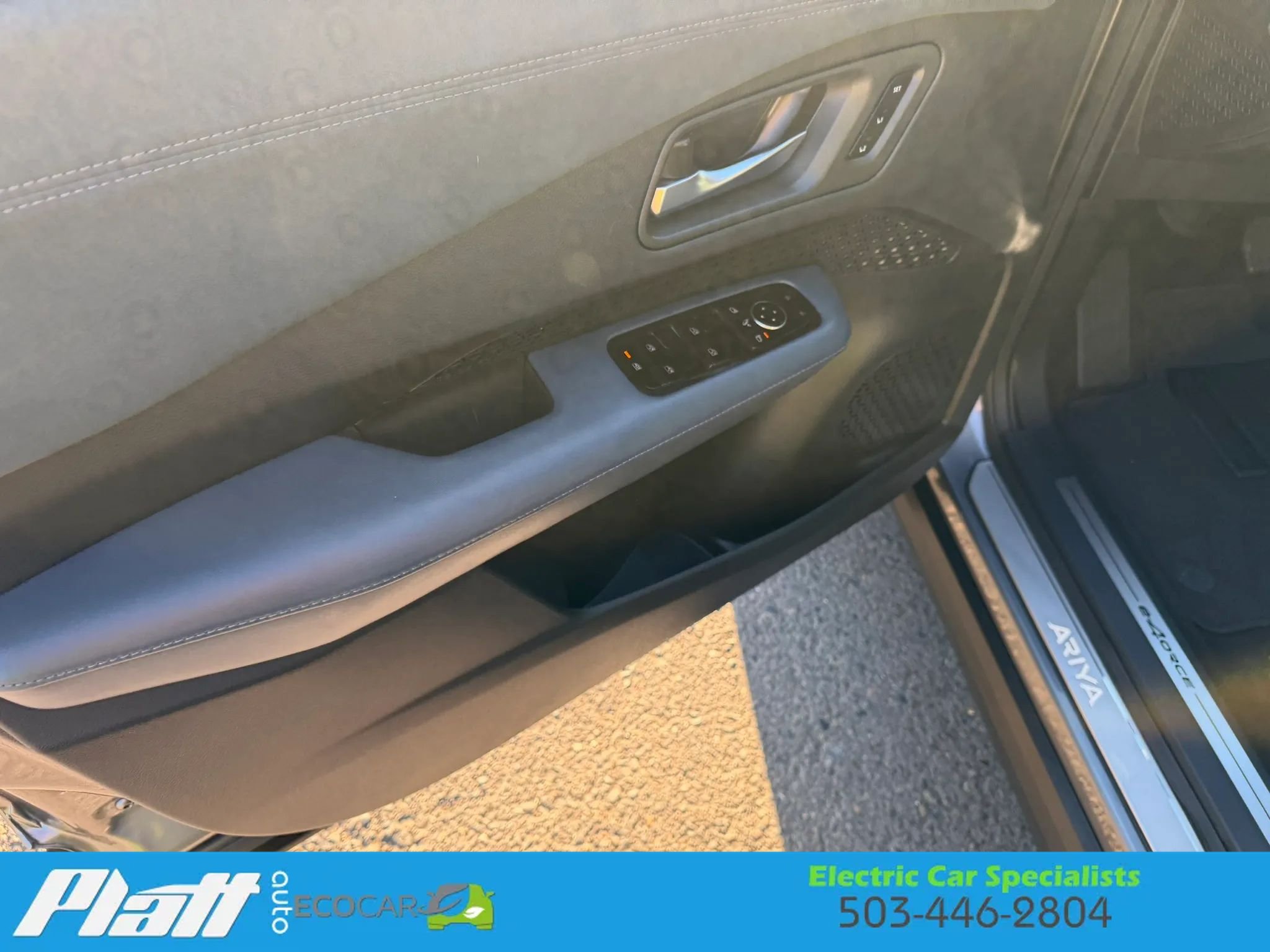 Used 2024 Nissan Ariya AWD image 16