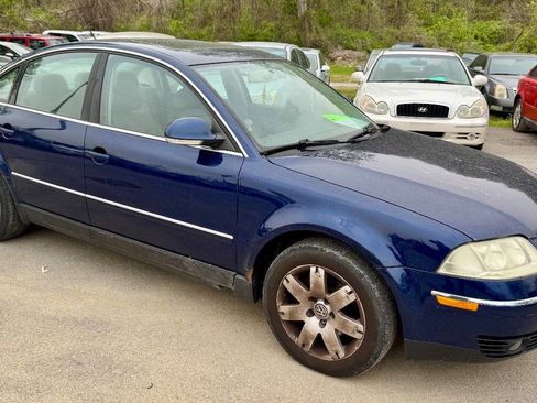 Used 2005 Volkswagen Passat GLS image 3