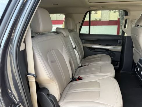 Used 2024 Ford Expedition Max Limited RWD image 33