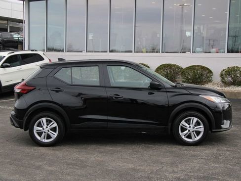 Certified 2024 Nissan Kicks S image 11