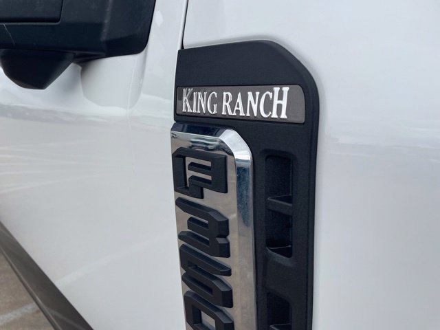 Used 2024 Ford F350 King Ranch w/ FX4 Off-Road Package AWD/4WD image 10