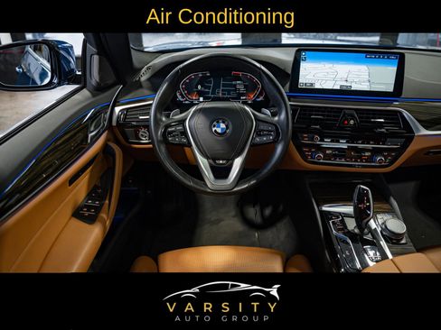 Used 2022 BMW 530i xDrive 530i xDrive w/ Premium Package image 21