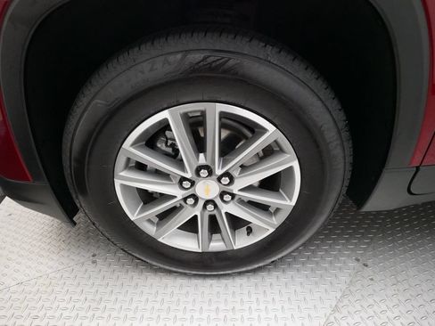 Used 2023 Chevrolet Traverse LT AWD/4WD image 27