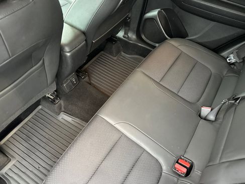 Used 2021 Chevrolet TrailBlazer RS w/ Sun and Liftgate Package image 11