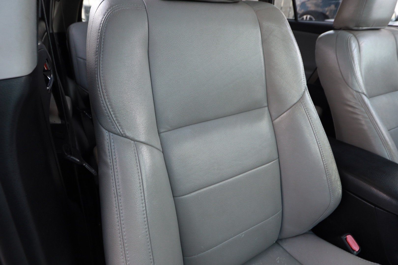 Used 2014 Toyota RAV4 XLE FWD image 26