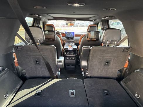 Used 2020 Lincoln Navigator L Reserve w/ Equipment Group 208A Reserve image 53