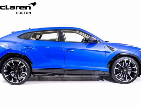 Used 2021 Lamborghini Urus image 6