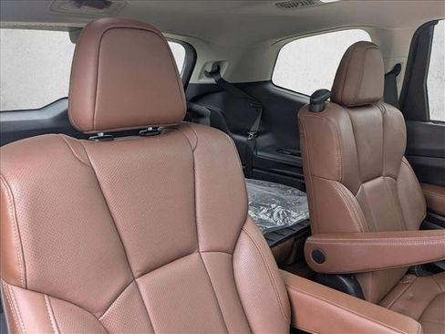 Used 2020 Subaru Ascent Touring w/ Popular Package #3 image 17