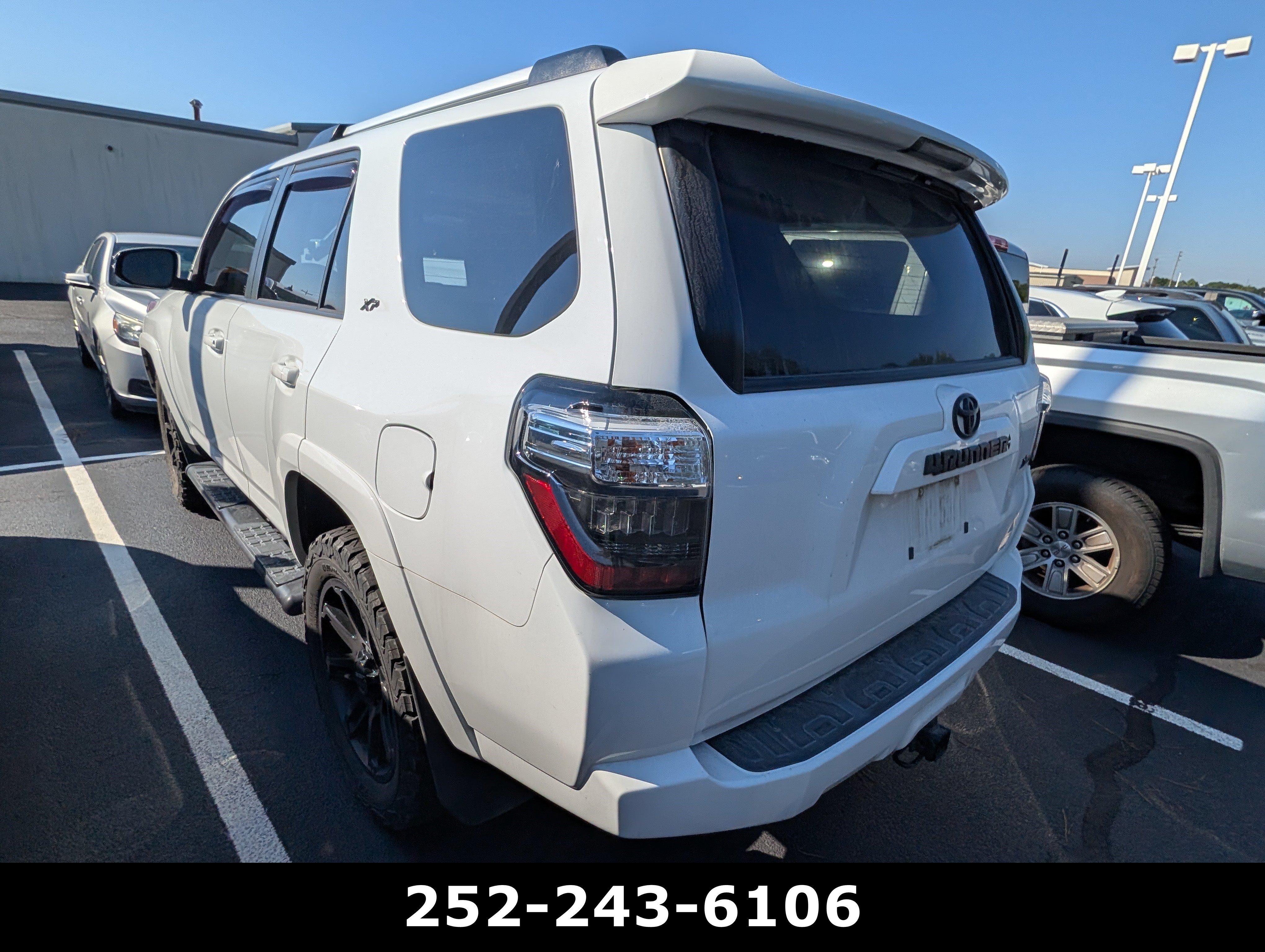 Used 2023 Toyota 4Runner SR5 Premium w/ Moonroof Package AWD/4WD image 4