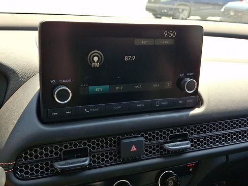 Certified 2024 Honda HR-V Sport image 16