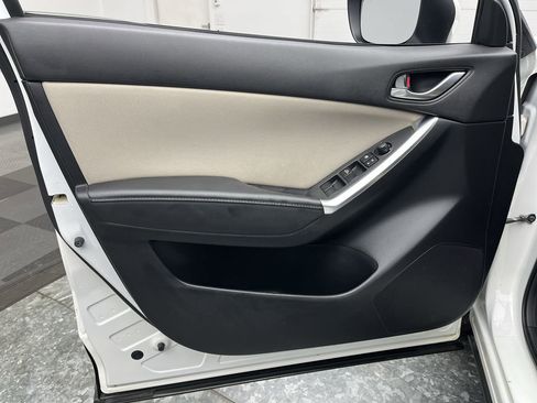 Used 2016 MAZDA CX-5 Touring image 6