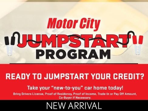 Used 2024 Chevrolet Traverse RS w/ LPO, Floor Liner Package image 9