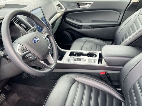 Used 2023 Ford Edge SEL w/ Convenience Package image 10