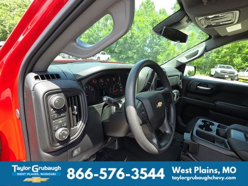New 2026 Chevrolet Silverado 1500 Custom AWD/4WD image 15