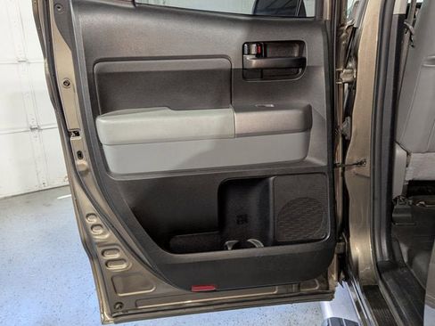 Used 2012 Toyota Tundra 4x4 Double Cab image 19