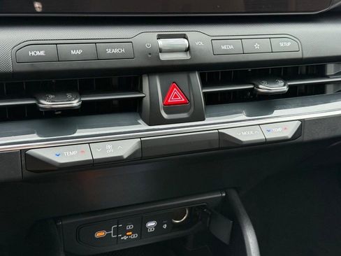 New 2025 Kia K4 EX image 14