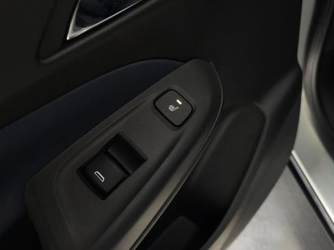 Used 2022 Chevrolet Bolt EUV Premier w/ Sun & Sound Package image 35