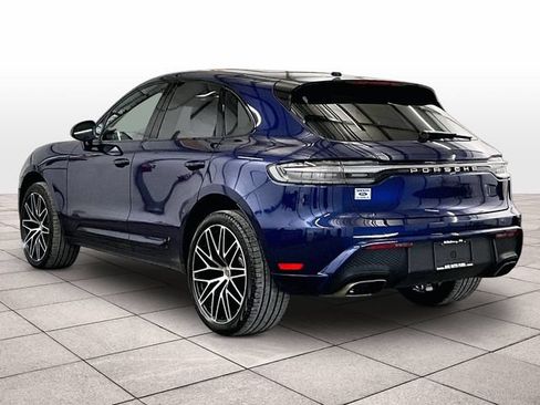 Used 2023 Porsche Macan AWD/4WD image 10