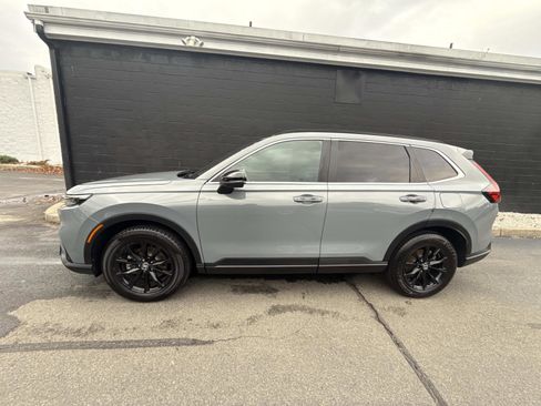 Used 2025 Honda CR-V Sport-L image 6