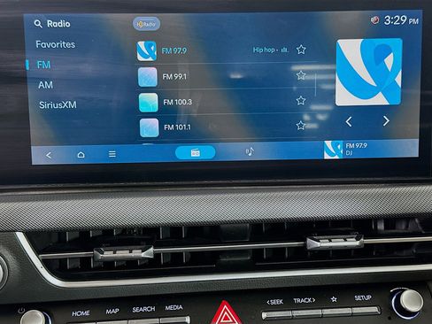 Used 2025 Hyundai Sonata SEL FWD image 21