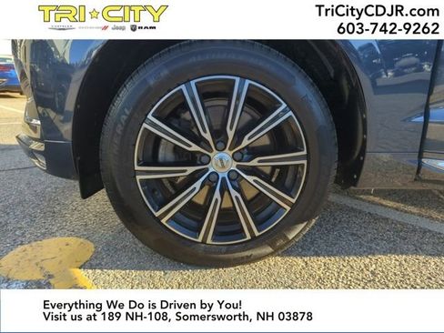 Used 2021 Volvo XC60 T6 Inscription w/ Climate Package image 34