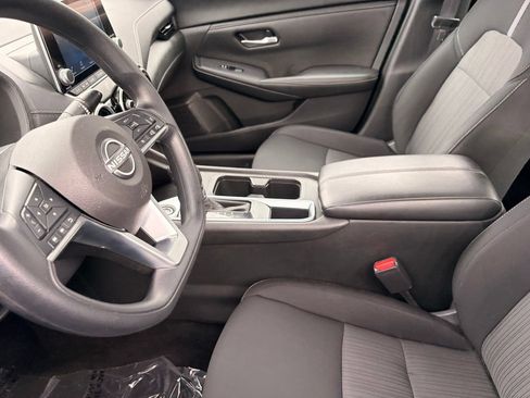 Used 2024 Nissan Sentra SV FWD image 19