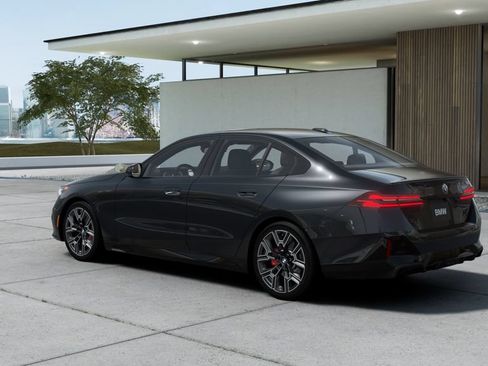 New 2027 BMW 530i w/ M Sport Package RWD image 2