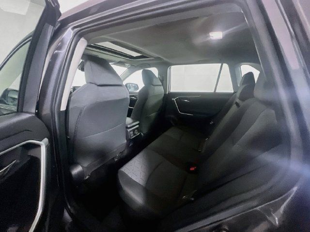 Used 2022 Toyota RAV4 XLE w/ Convenience Package AWD/4WD image 20