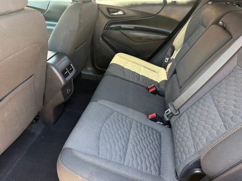 Used 2021 Chevrolet Equinox LT FWD image 13