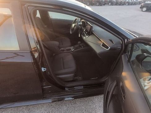 Used 2026 Toyota Corolla LE FWD image 3