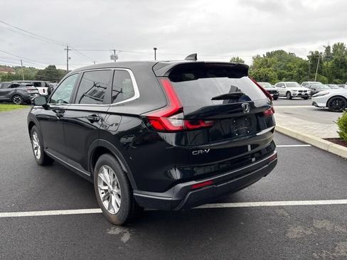 Used 2025 Honda CR-V EX image 9