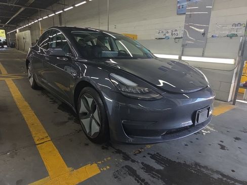 Used 2018 Tesla Model 3 Long Range AWD/4WD image 3
