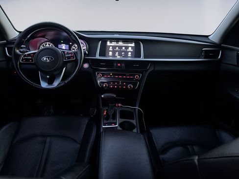 Used 2020 Kia Optima SE image 12