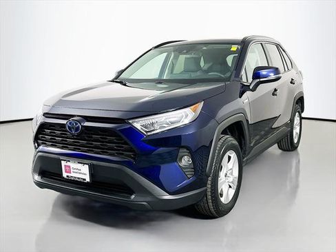 Certified 2021 Toyota RAV4 XLE w/ Convenience Package image 3